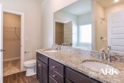 3 Limestone Bathroom 1 SQFT 2091