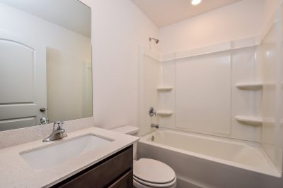 014 Bathroom ET41162