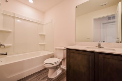 014 Bathroom ET41164