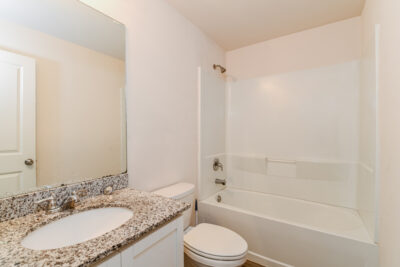 013 photo bathroom 12577256