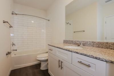 012 photo bathroom 13746800