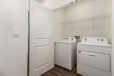 013 photo laundry room 13909440