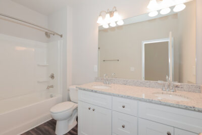 012 photo bathroom 13288450