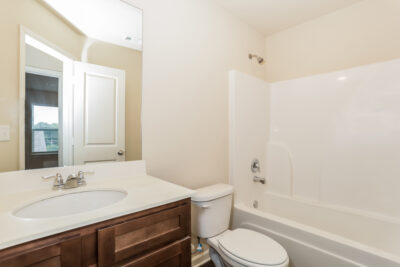 013 Bathroom ET31166