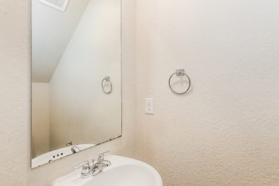 013 photo bathroom 13948743