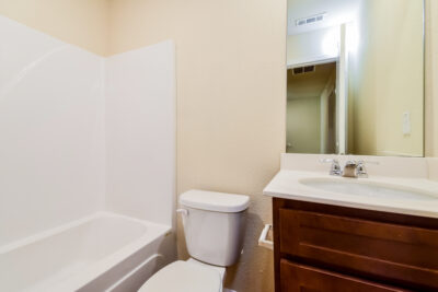 013 photo bathroom 13148042