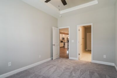 005 photo main bedroom 12011776