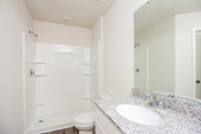 007 photo main bathroom 12275535