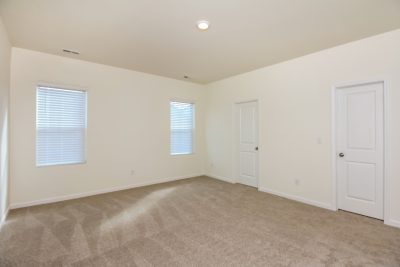 005 photo main bedroom 12166176