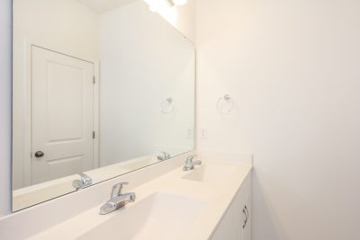 013 photo bathroom 12166170