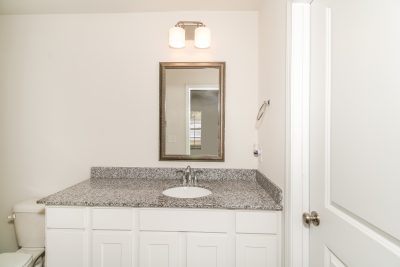 007 photo main bathroom 13251848