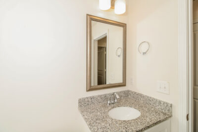 013 photo bathroom 13291243