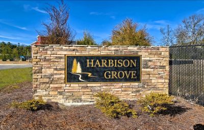 AA 000 Harbison Grove Community Entrance