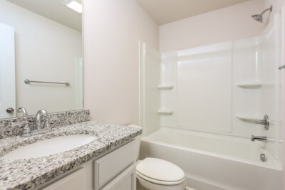 013 photo bathroom 11795772