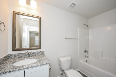 013 Bathroom ET51190