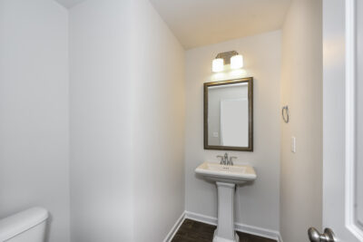 012 photo powder room 10265888