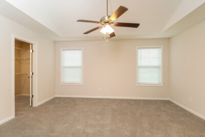 005 photo main bedroom 13641615