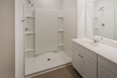 009 photo main bathroom 12576586