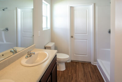 012 photo bathroom 11826515