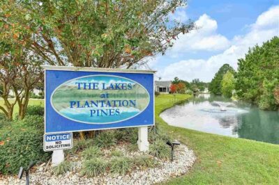 AA Lakes at Plantation Pines Amenities