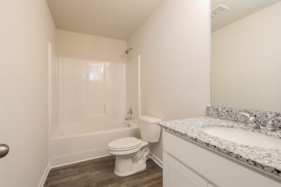 013 photo bathroom 11269855