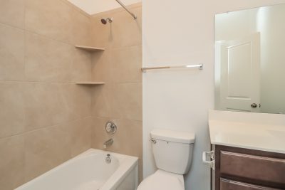 014 Bathroom ET51282