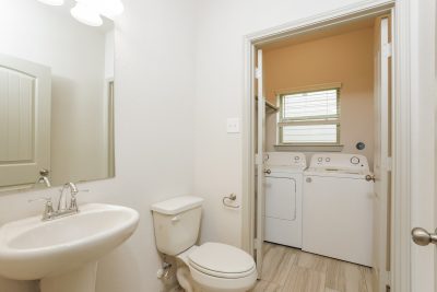 011 photo bathroom 12269441