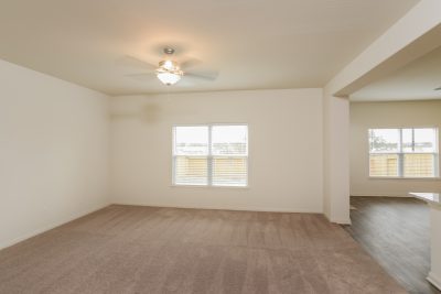 002 Living Room ET51269