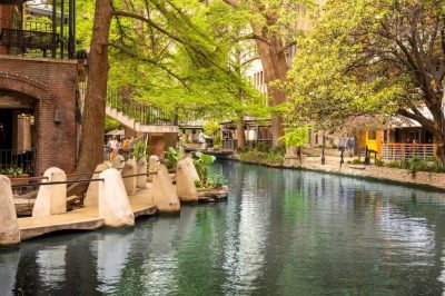 BB Rosillo Creek Feat San Antonio River Walk