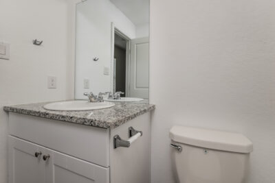 010 photo main bathroom 12278721