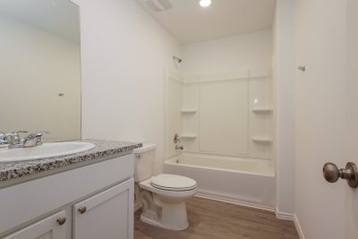 011 photo bathroom 12577975